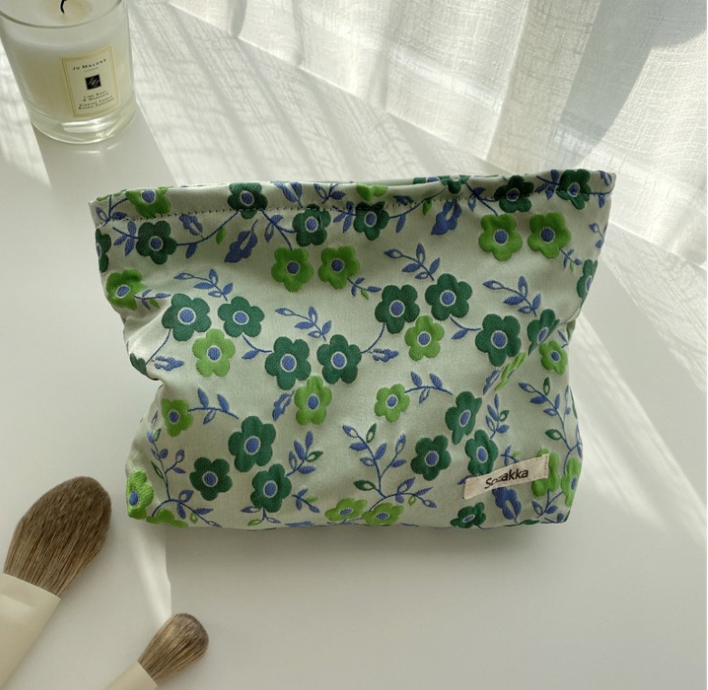 Floral Fabric Makeup Zipper Pouch - ZoocomingTree