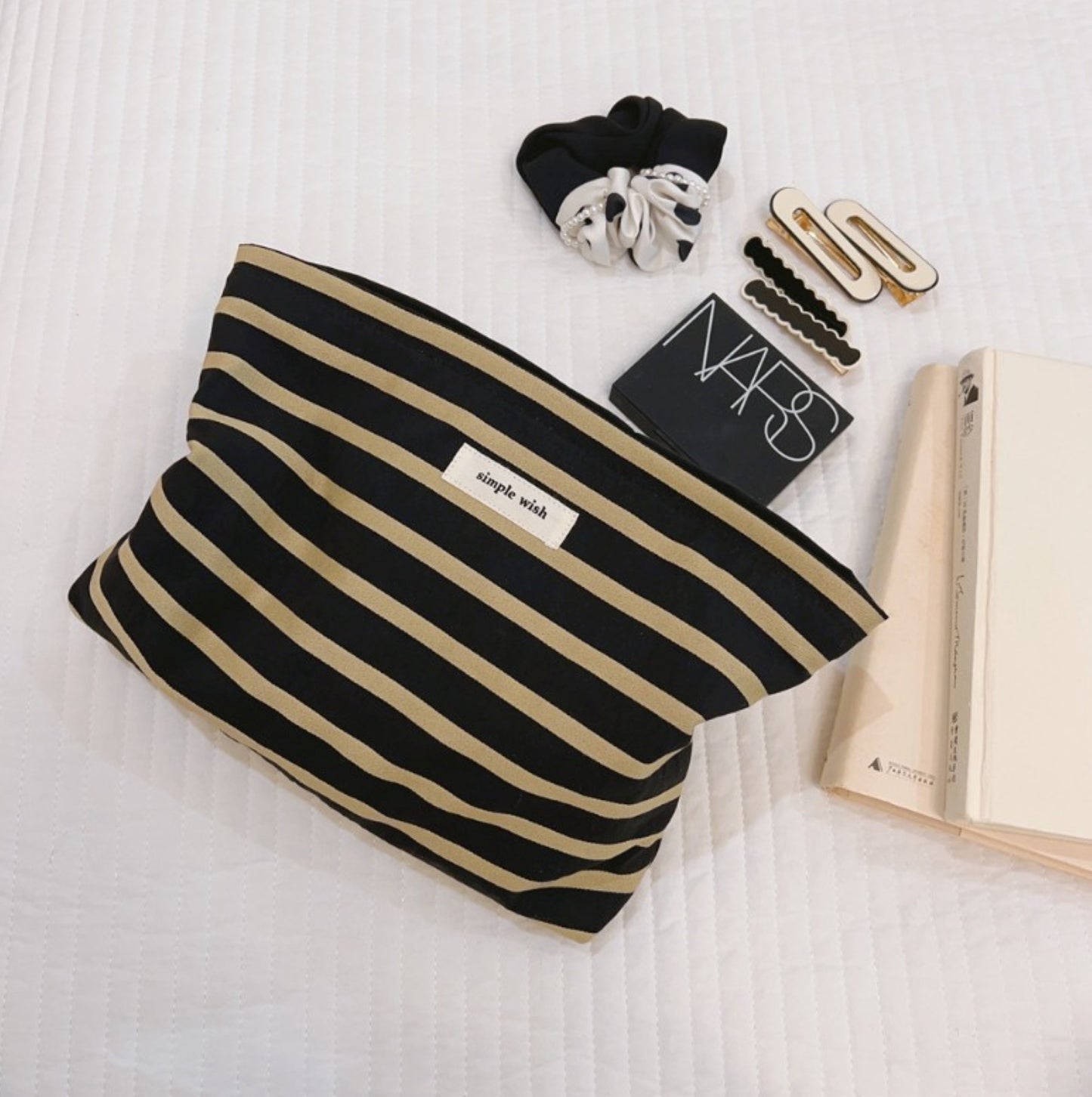 Stripe Makeup Zipper Pouch - ZoocomingTree