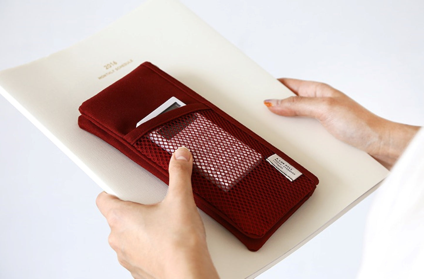 Mesh Pocket Zipper Travel Pouch - ZoocomingTree