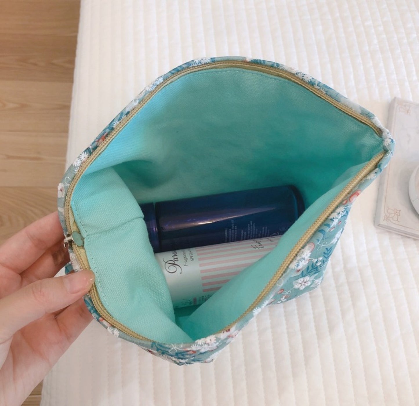 Flower Embroidered Canvas Makeup Pouch - ZoocomingTree