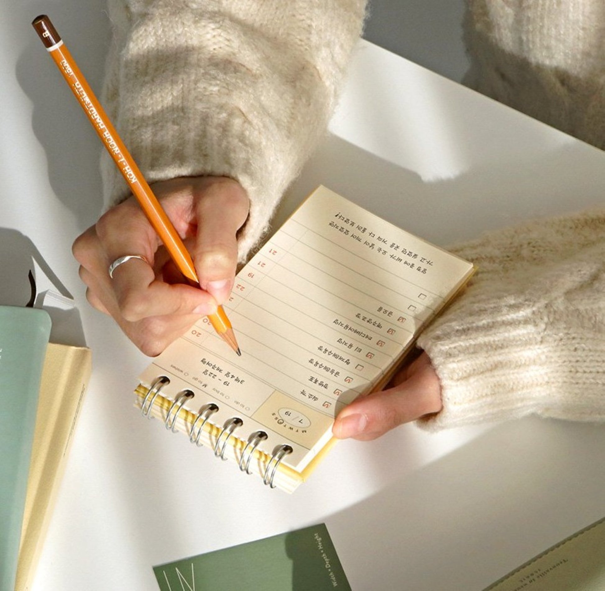 Dairy Compact Checklist Desk Standing Planner - ZoocomingTree