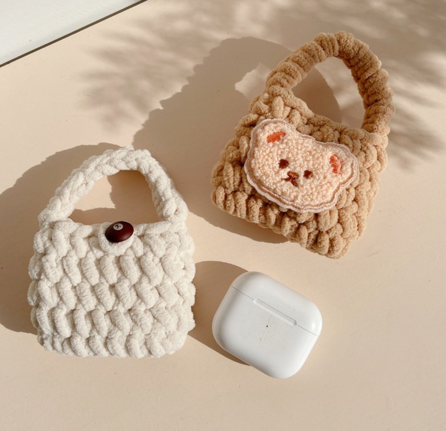 Chunky Knitted AirPods Case - ZoocomingTree