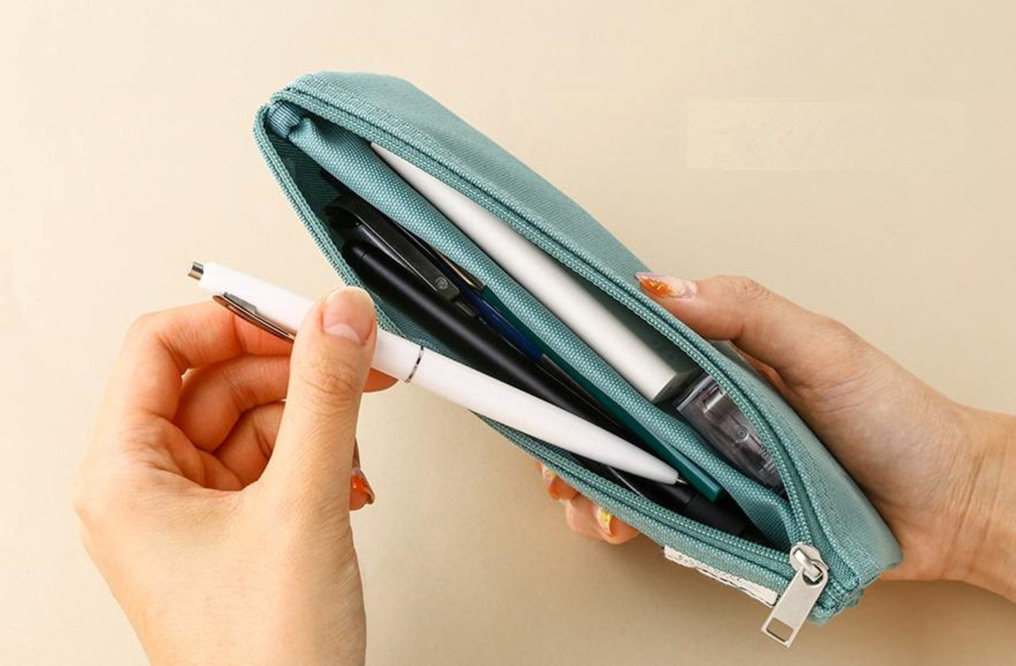 Mesh Pocket Zipper Travel Pouch - ZoocomingTree