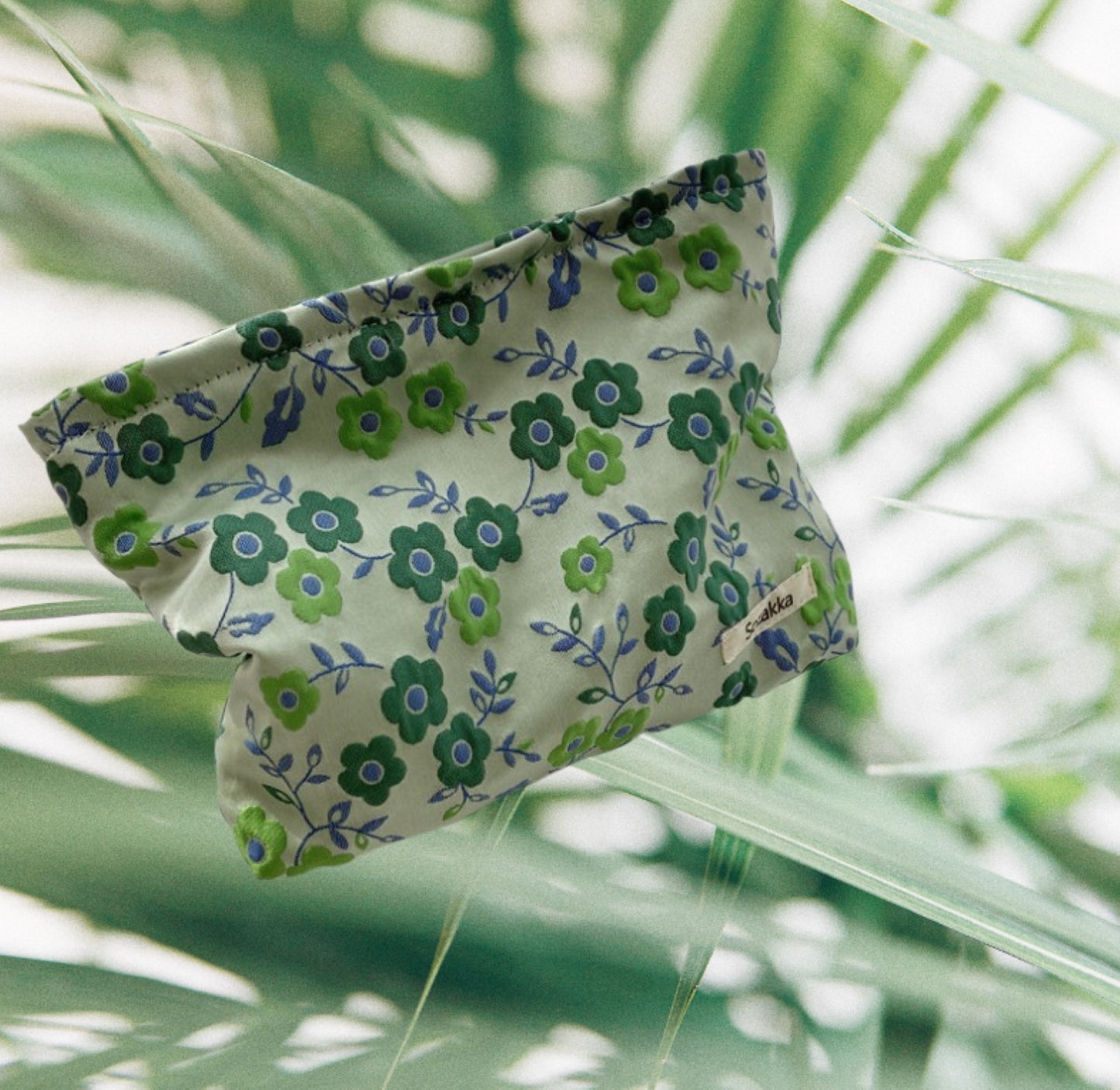 Floral Fabric Makeup Zipper Pouch - ZoocomingTree