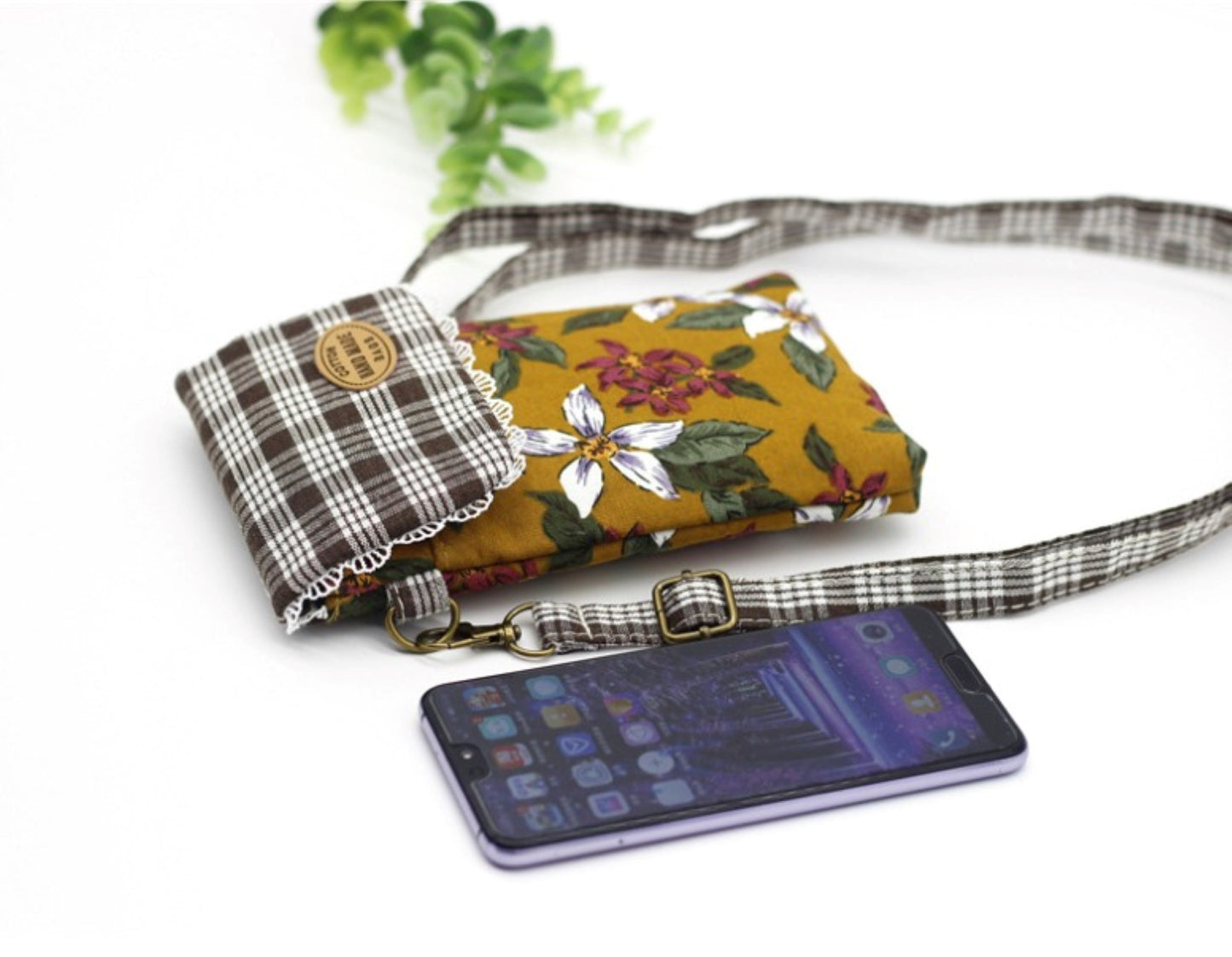 Floral Cotton Crossbody Phone Purse - ZoocomingTree