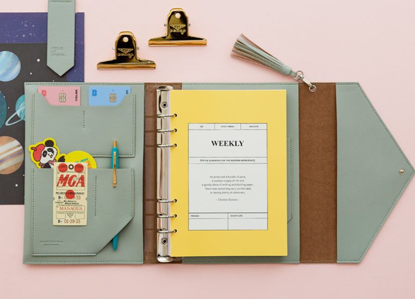 Clutch Retro Color 6 Ring A5 Binder - ZoocomingTree