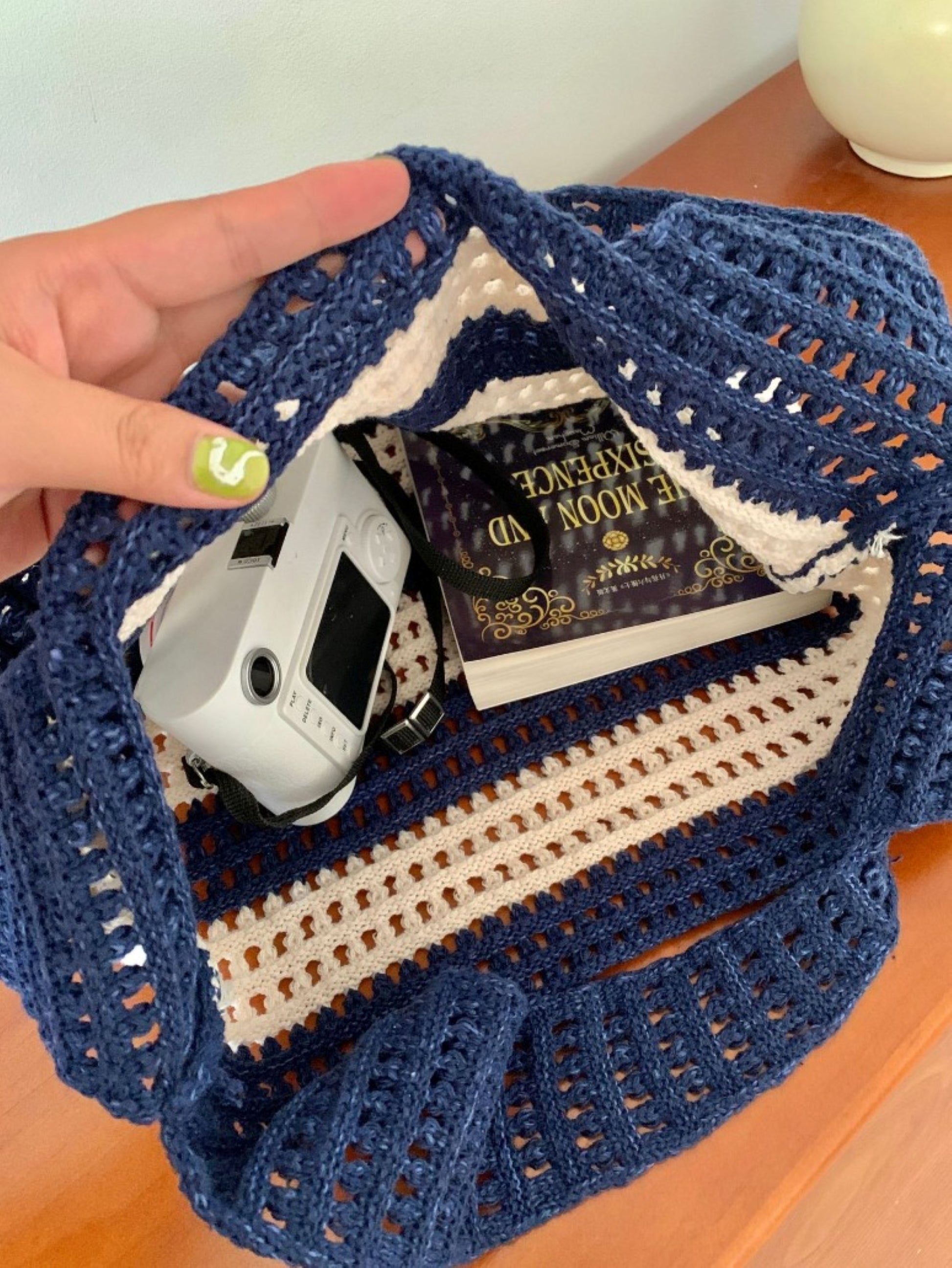 Cute Striped Crochet Shoulder Bag - ZoocomingTree